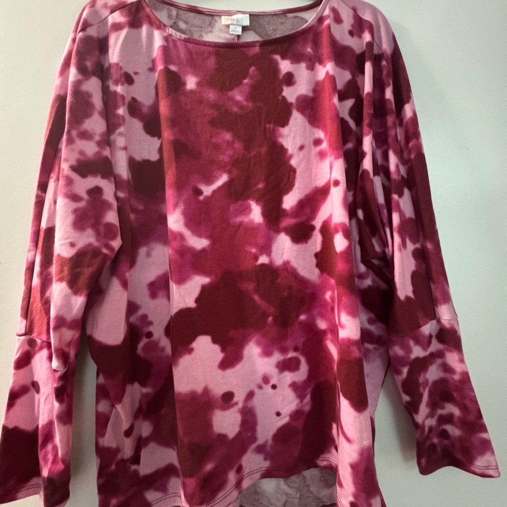 LuLaRoe Linda Pink Tie-Dye 3/4 sleeve top
